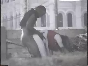 Teen მოყვრული შინაურ ...