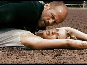 Busty ქერა Lilith ლი ...