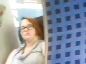 ქერა MILF sucks აზიე ...