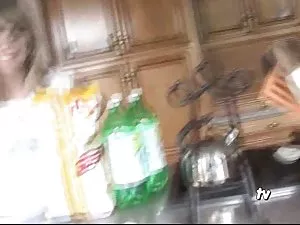 Sexy ქერა shakes შავ ...