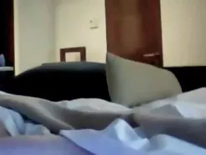 მოზარდი წყვილი არ შე ...