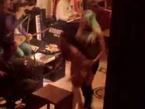 ტენდერი Latina moans ...