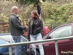 შავგვრემანი Ellie Ha ...