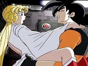 Busty bitch მძიმე მა ...